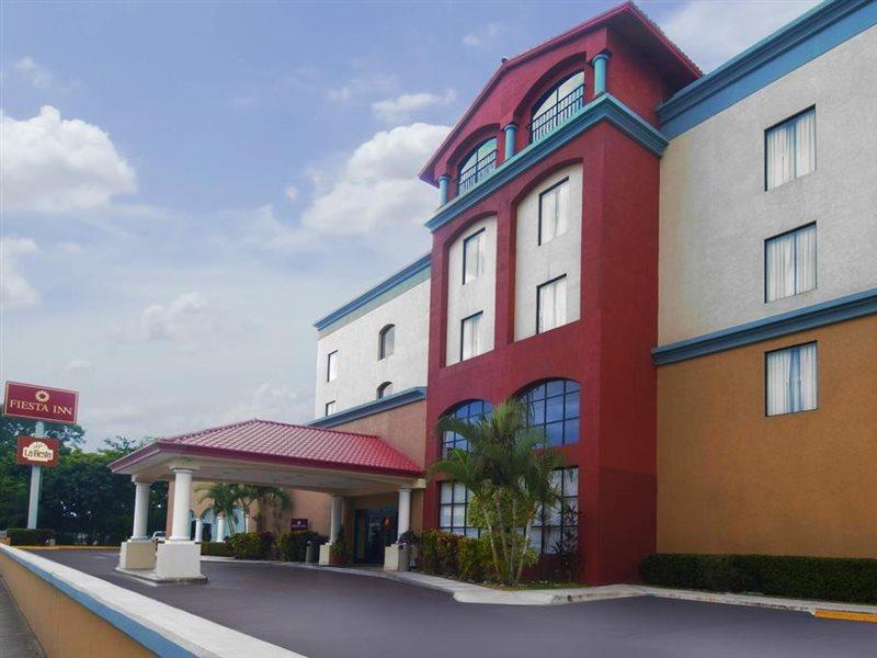 Fiesta Inn Poza Rica Ngoại thất bức ảnh