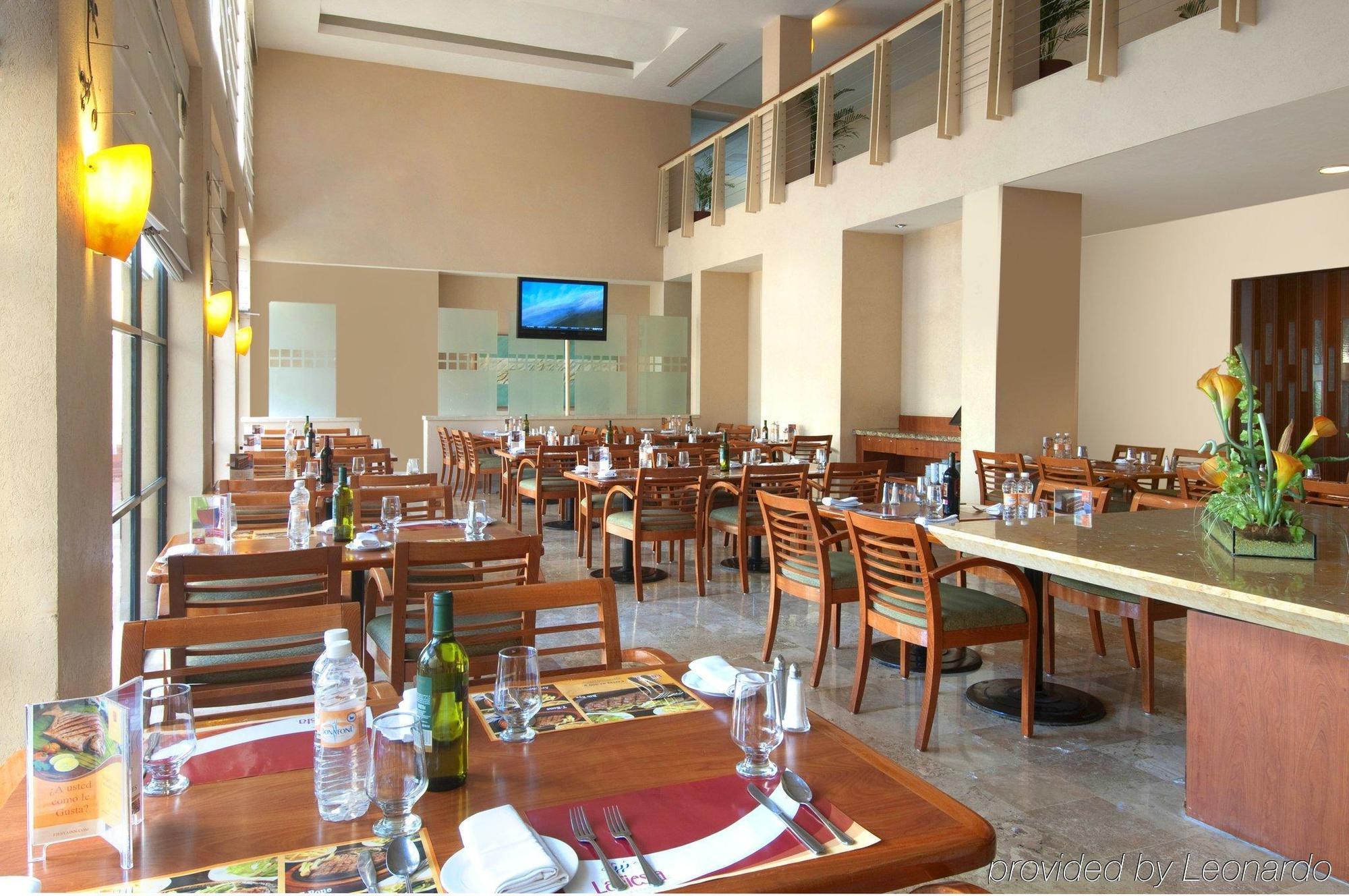 Fiesta Inn Poza Rica Nhà hàng bức ảnh
